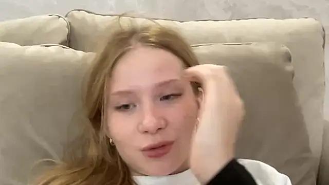 Snapshot of MichelleReid chatting on September 16, 6:31 pm MichelleReid online show from September 16, 6:31 pm