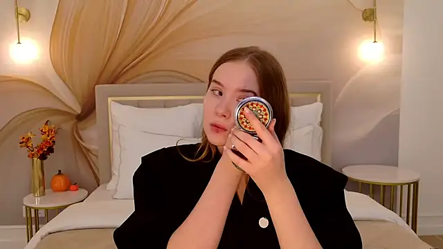 Snapshot of MichelleReid chatting on November 20, 3:23 pm MichelleReid online show from November 20, 3:23 pm