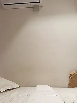 Tamil Shalini Lustyy online show from March 15, 3:48 pm