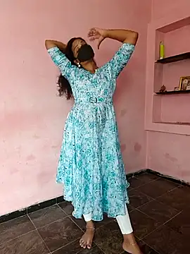 Tamil Shalini Lustyy online show from October 20, 9:32 am