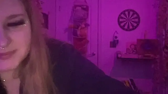 thickgingergoddess online show from March 18, 6:50 am
