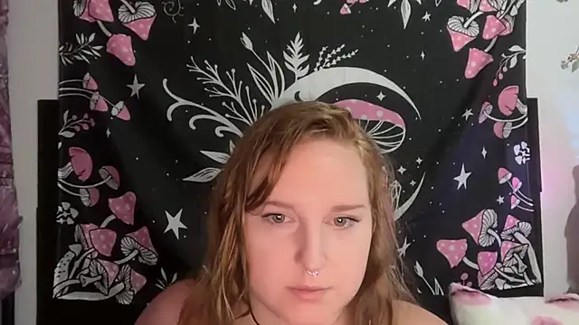 thickgingergoddess online show from October 11, 3:51 am