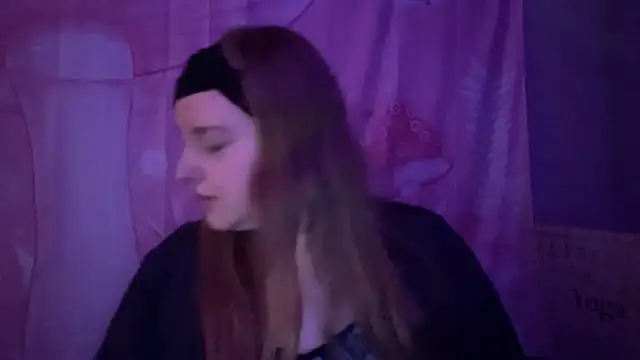 thickgingergoddess online show from March 12, 11:12 pm