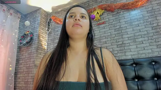 Victoria Ponce1 online show from December 2, 4:41 pm