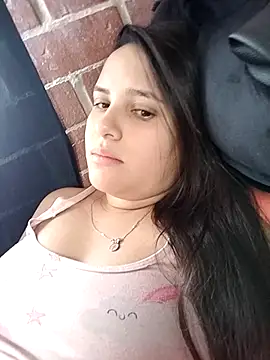 Victoria Ponce1 online show from October 19, 8:00 pm