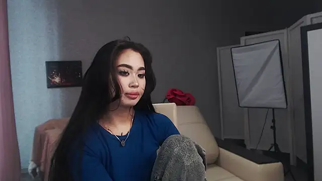 NamiLoveRoom online show from March 19, 10:00 am