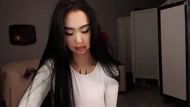 NamiLoveRoom online show from December 11, 10:25 am