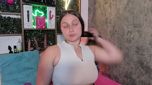 cherry coper online show from November 5, 12:52 pm