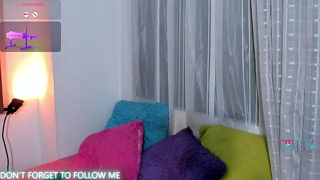 Snapshot of cherry_coper chatting on March 21, 12:06 pm cherry coper online show from March 21, 12:06 pm