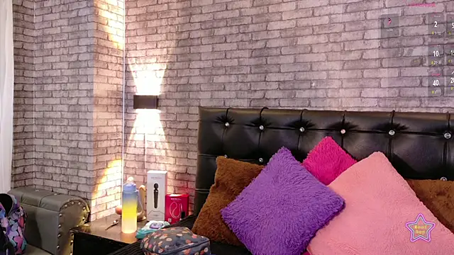 cherry coper online show from March 5, 12:57 pm