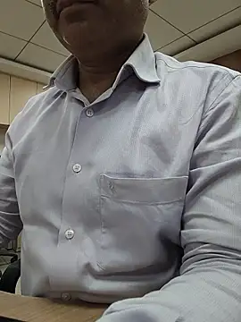 samee00721 online show from April 16, 1:12 pm