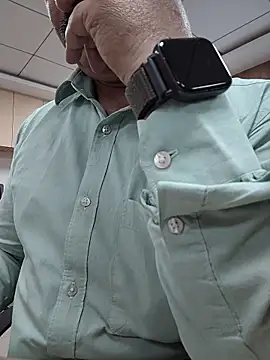 samee00721 online show from April 15, 7:36 am