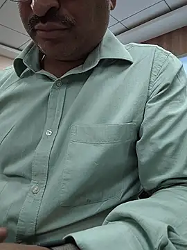 samee00721 online show from April 7, 6:26 am