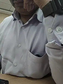 samee00721 online show from May 11, 7:54 am