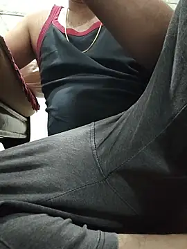 samee00721 online show from May 29, 6:25 pm