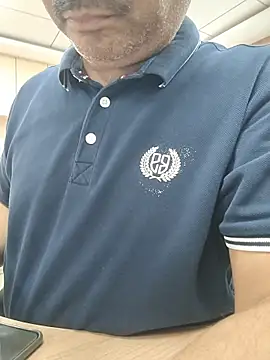 samee00721 online show from May 31, 8:53 am