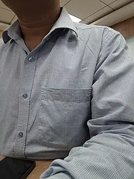 samee00721 online show from April 9, 7:14 am