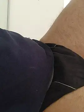 samee00721 online show from April 3, 7:59 am