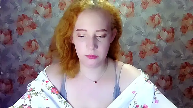 MelxMellie online show from April 5, 11:00 pm