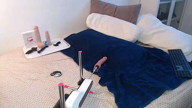 fiitboycam online show from March 12, 6:06 am