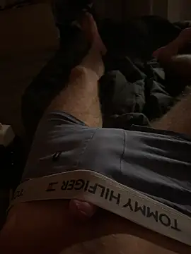 alixbg33 online show from October 8, 6:30 pm