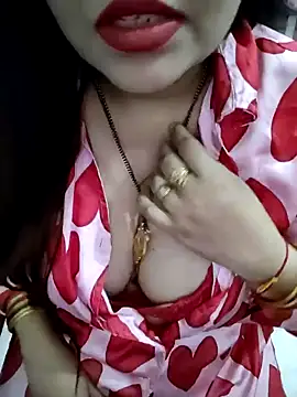 Snapshot of Mayuri77 chatting on February 10, 8:13 am Mayuri77 online show from February 10, 8:13 am