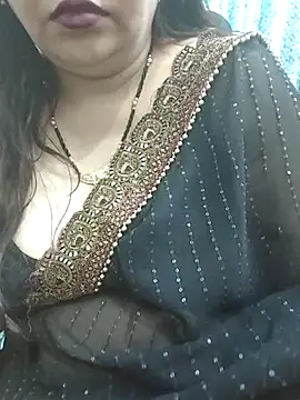 Snapshot of Mayuri77 chatting on March 11, 11:15 pm Mayuri77 online show from March 11, 11:15 pm