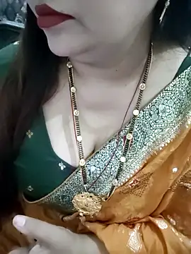 Snapshot of Mayuri77 chatting on February 19, 5:59 am Mayuri77 online show from February 19, 5:59 am