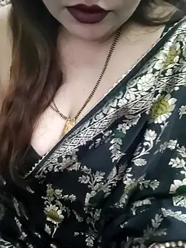 Snapshot of Mayuri77 chatting on December 19, 5:04 pm Mayuri77 online show from December 19, 5:04 pm