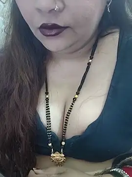 Snapshot of Mayuri77 chatting on September 15, 1:50 am Mayuri77 online show from September 15, 1:50 am