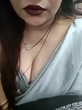 Snapshot of Mayuri77 chatting on February 3, 6:22 am Mayuri77 online show from February 3, 6:22 am