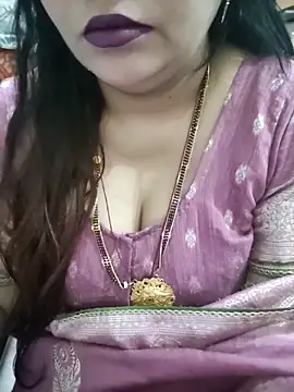 Snapshot of Mayuri77 chatting on March 1, 7:41 am Mayuri77 online show from March 1, 7:41 am