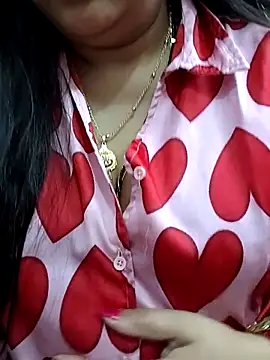 Snapshot of Mayuri77 chatting on February 17, 8:27 pm Mayuri77 online show from February 17, 8:27 pm