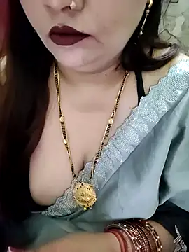 Snapshot of Mayuri77 chatting on October 17, 8:06 am Mayuri77 online show from October 17, 8:06 am