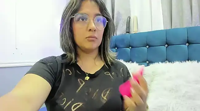 Pandoracherry online show from February 12, 3:07 am