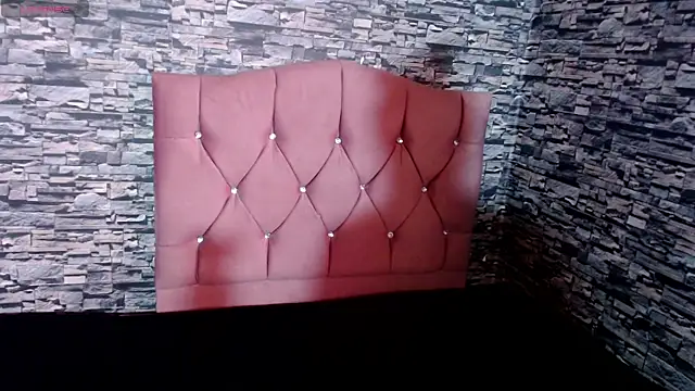 sofi bronw online show from November 28, 1:55 pm