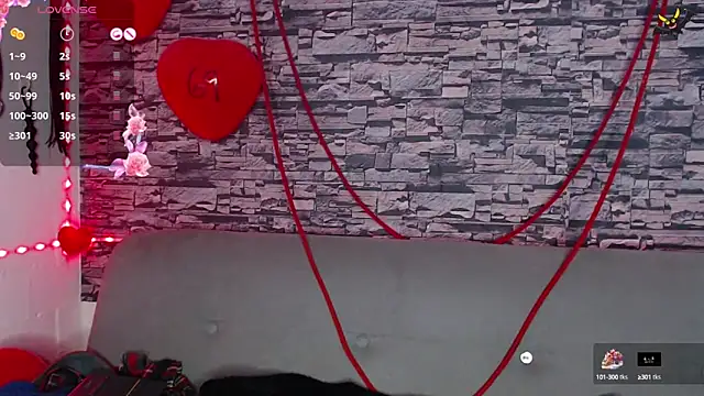 sofi bronw online show from February 17, 9:00 pm