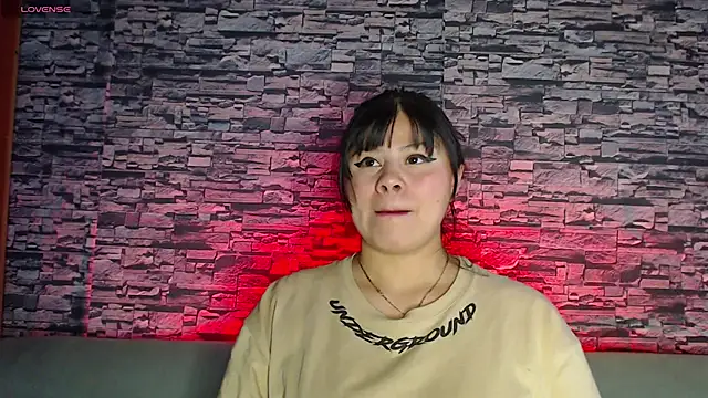 sofi bronw online show from March 12, 8:52 pm