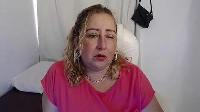 Xileny-Halliwey online show from September 19, 3:49 pm