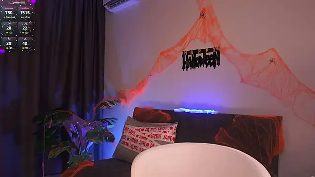 Snapshot of Adriasha chatting on October 30, 9:55 pm Adriasha online show from October 30, 9:55 pm