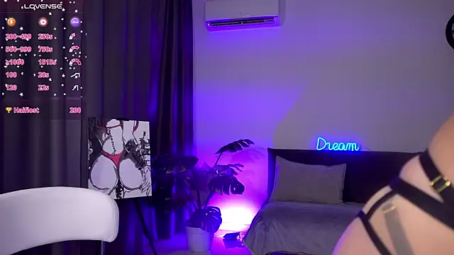 Snapshot of Adriasha chatting on October 7, 8:54 pm Adriasha online show from October 7, 8:54 pm