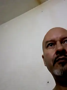 Snapshot of Juan_45 chatting on July 12, 11:05 pm Juan 45 online show from July 12, 11:05 pm