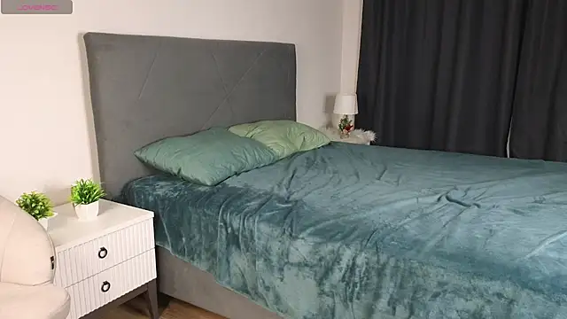 AudreyBearfield online show from December 26, 4:25 pm