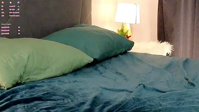 AudreyBearfield online show from December 14, 10:50 pm