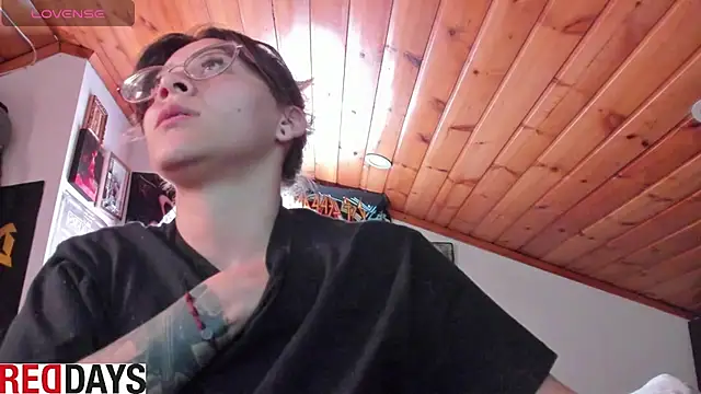 Snapshot of Darkness_jones_ chatting on July 10, 5:57 pm Darkness jones online show from July 10, 5:57 pm
