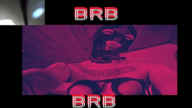 Snapshot of Darkness_jones_ chatting on February 10, 5:12 pm Darkness jones online show from February 10, 5:12 pm