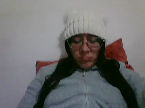 Snapshot of Darkness_jones_ chatting on February 6, 7:54 pm Darkness jones online show from February 6, 7:54 pm