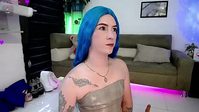 malybu  online show from November 9, 8:24 pm