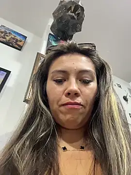 LIZ-06  online show from March 24, 3:28 am