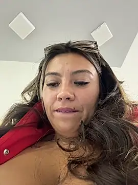 LIZ-06  online show from April 22, 3:08 pm